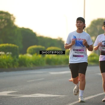 Runner Photo 7856769