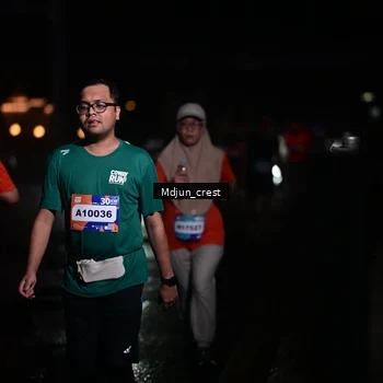 Runner Photo 7856864