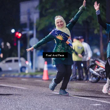 Runner Photo 7856871