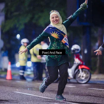 Runner Photo 7856879