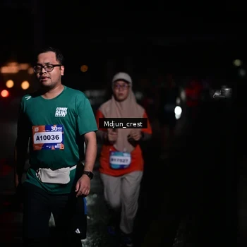 Runner Photo 7856881