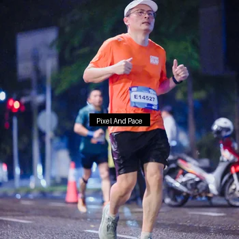 Runner Photo 7856891