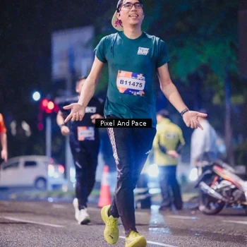 Runner Photo 7856892