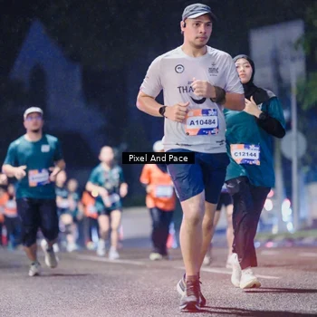 Runner Photo 7856900