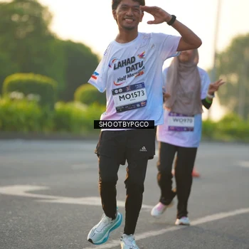 Runner Photo 7856909