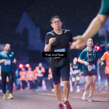 Runner Photo 7856913