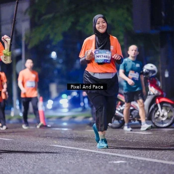 Runner Photo 7856946