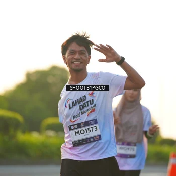 Runner Photo 7856961