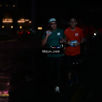 Runner Photo 7856982