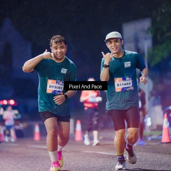 Runner Photo 7856993
