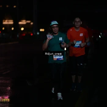 Runner Photo 7856996