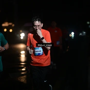Runner Photo 7857031