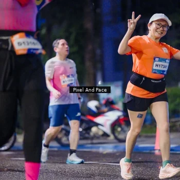 Runner Photo 7857043