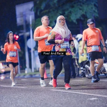 Runner Photo 7857046