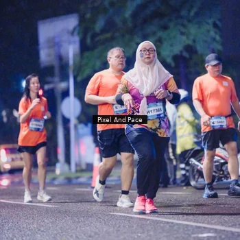Runner Photo 7857047