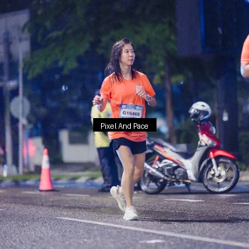 Runner Photo 7857053