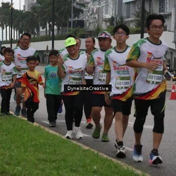 Runner Photo 7857080