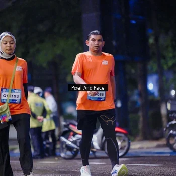 Runner Photo 7857095