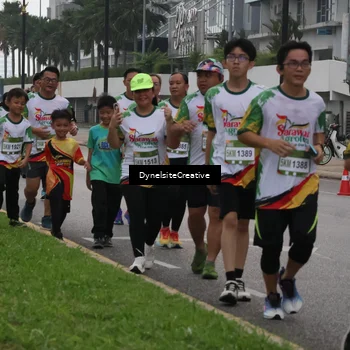 Runner Photo 7857097