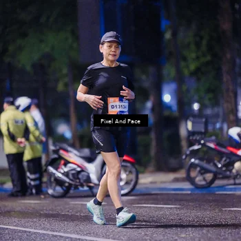 Runner Photo 7857104