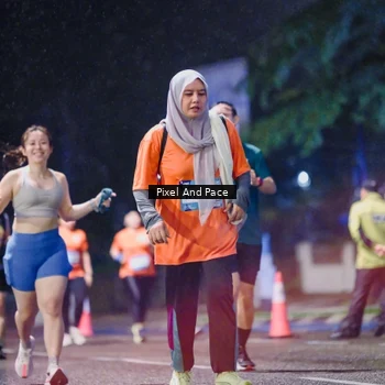 Runner Photo 7857143