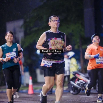 Runner Photo 7857168