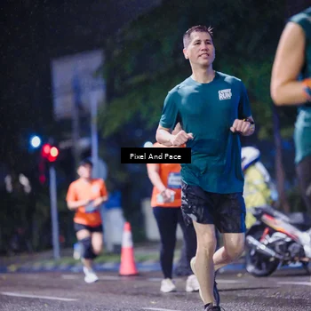 Runner Photo 7857173