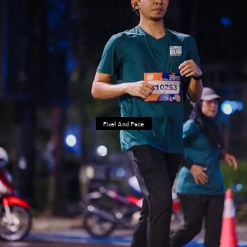 Runner Photo 7857213