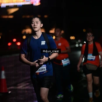 Runner Photo 7857238