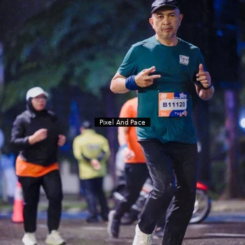 Runner Photo 7857242