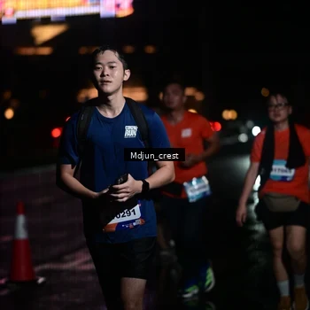 Runner Photo 7857252