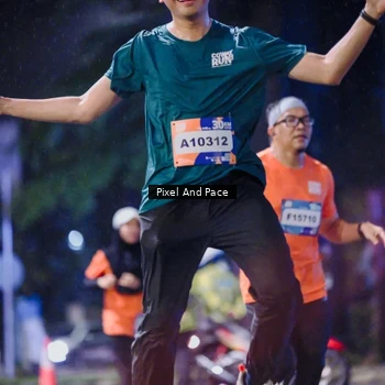 Runner Photo 7857262