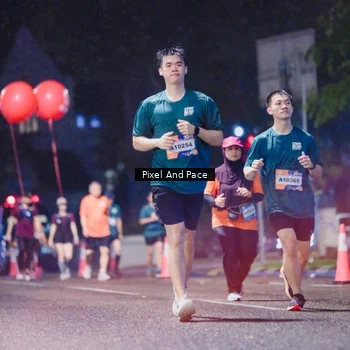 Runner Photo 7857276