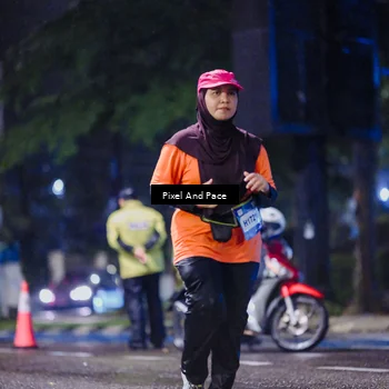 Runner Photo 7857293