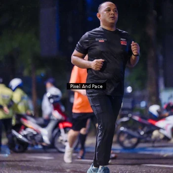 Runner Photo 7857307