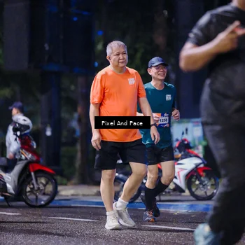 Runner Photo 7857308