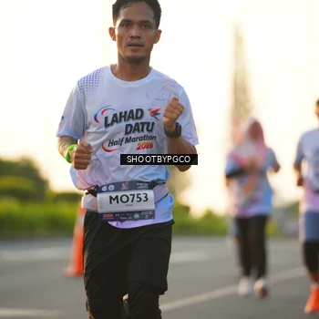 Runner Photo 7857309