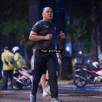 Runner Photo 7857312