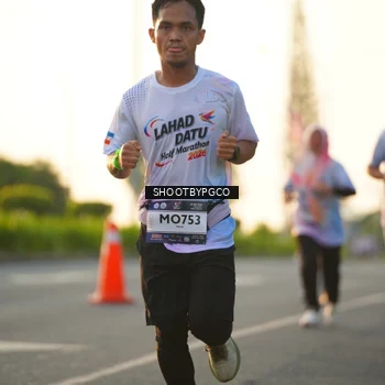 Runner Photo 7857320