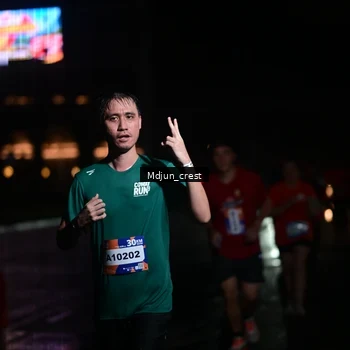 Runner Photo 7857334