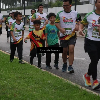 Runner Photo 7857345