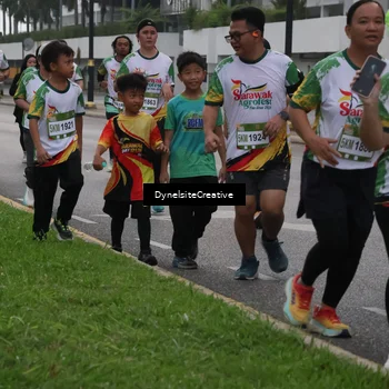 Runner Photo 7857353