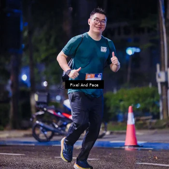 Runner Photo 7857376
