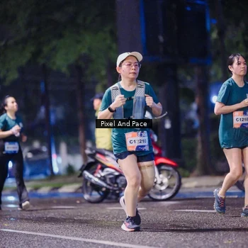 Runner Photo 7857399