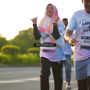 Runner Photo 7857400