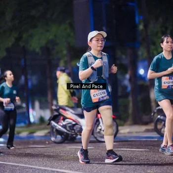 Runner Photo 7857404