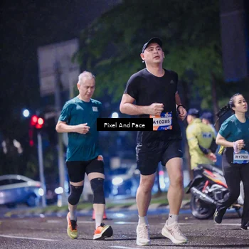 Runner Photo 7857411