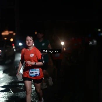 Runner Photo 7857419
