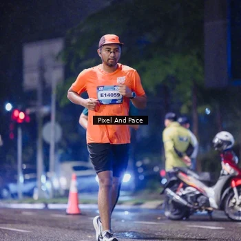 Runner Photo 7857420