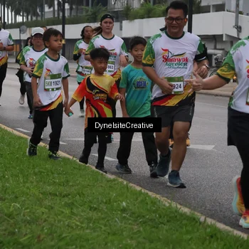 Runner Photo 7857446